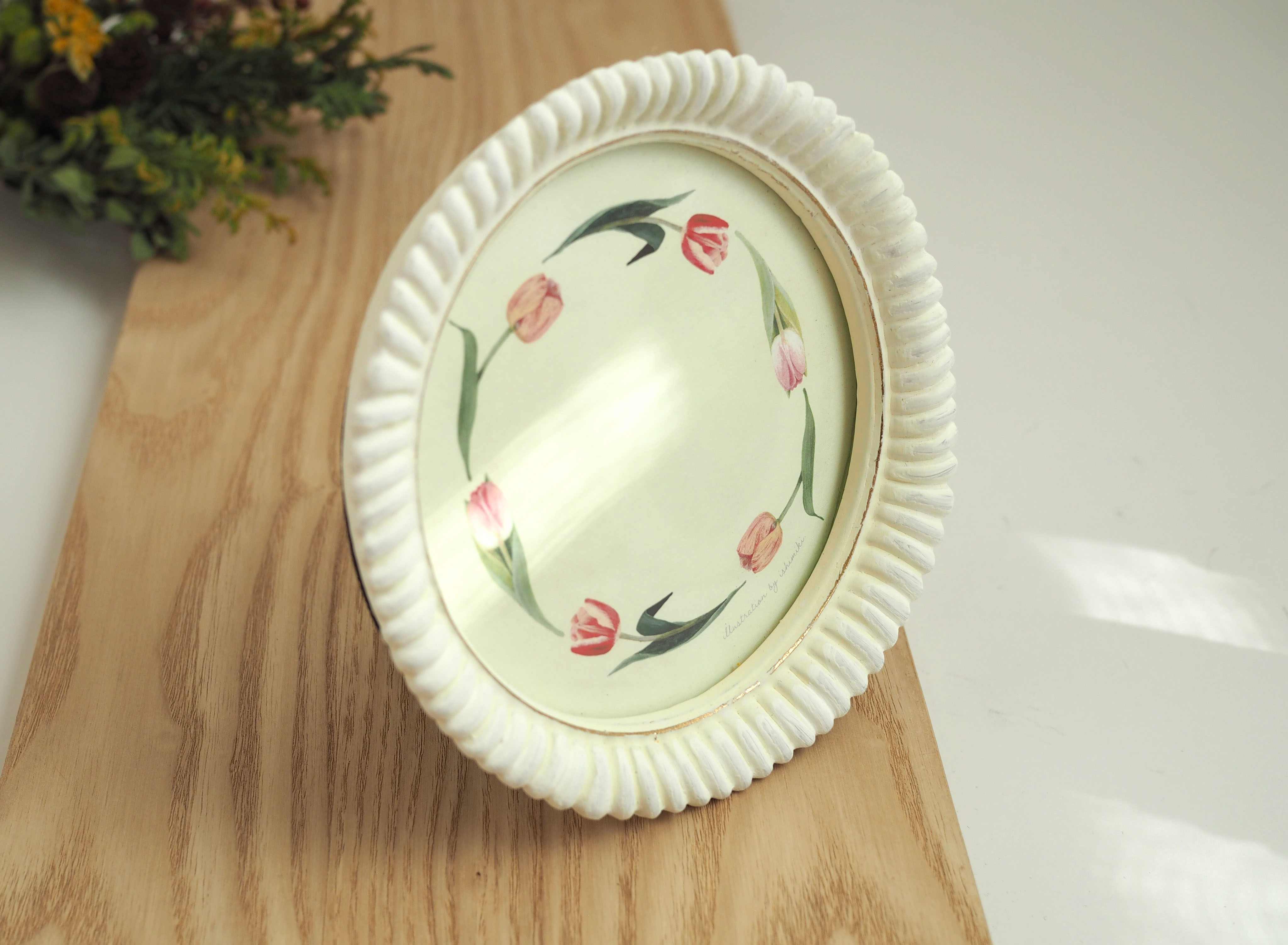 まるいフレーム〈チューリップ〉